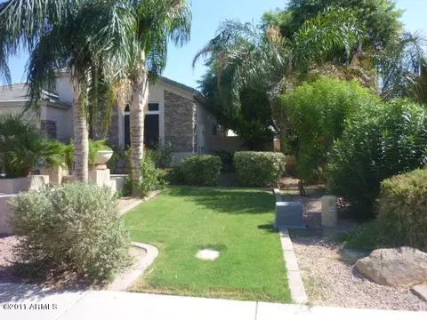 3301 E Clark Dr, Gilbert, AZ 85297 photo 1
