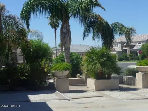 3301 E Clark Dr, Gilbert, AZ 85297 photo 3