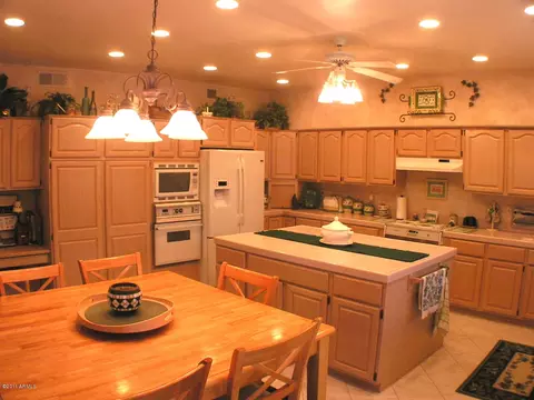 6230 E Redmont Dr, Mesa, AZ 85215 photo 5