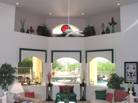 6230 E Redmont Dr, Mesa, AZ 85215 photo 9