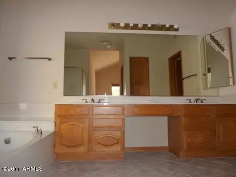 3443 E Winona St, Phoenix, AZ 85044 photo 12