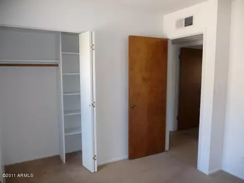 1171 E Vaughn St #d, Tempe, AZ 85283 photo 4