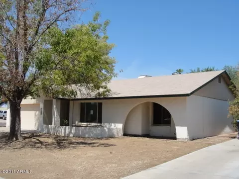 2102 E Radcliffe Dr, Tempe, AZ 85283 photo 1