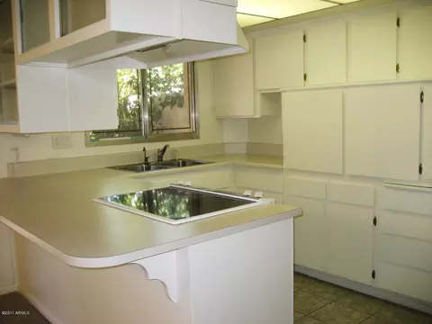 4422 E Belleview St, Phoenix, AZ 85008 photo 3