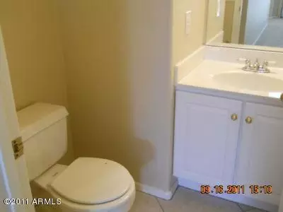 868 E Baylor Ln, Gilbert, AZ 85296 photo 9