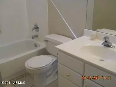 868 E Baylor Ln, Gilbert, AZ 85296 photo 10