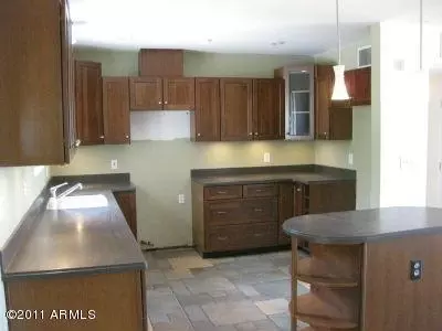 4658 E Monte Vista Rd, Phoenix, AZ 85008 photo 8