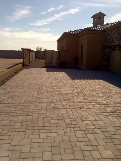 841 E Buffalo St, Gilbert, AZ 85295 photo 18