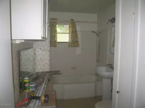 3201 N 41st St, Phoenix, AZ 85018 photo 8