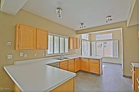1565 E Douglas Ave, Gilbert, AZ 85234 photo 8