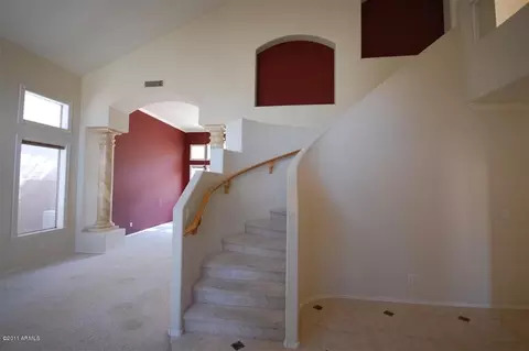 809 E Silverwood Dr, Phoenix, AZ 85048 photo 4
