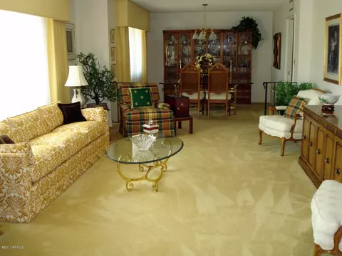 2202 E Lawrence Rd, Phoenix, AZ 85016 photo 2