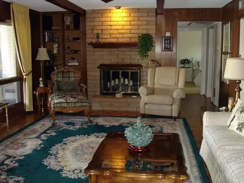2202 E Lawrence Rd, Phoenix, AZ 85016 photo 8
