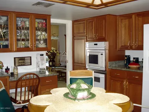 2202 E Lawrence Rd, Phoenix, AZ 85016 photo 6