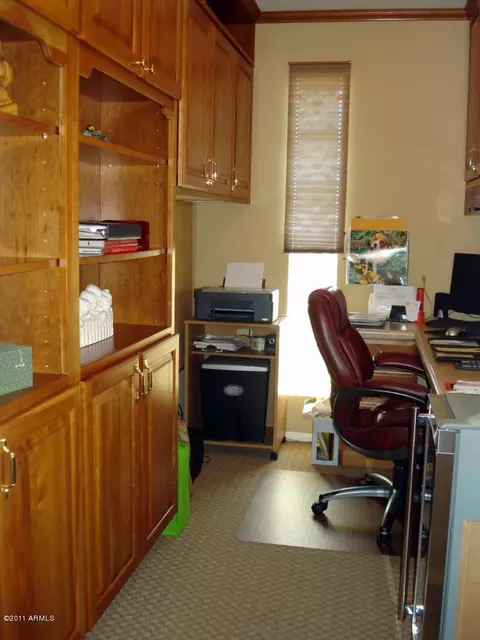 2202 E Lawrence Rd, Phoenix, AZ 85016 photo 11