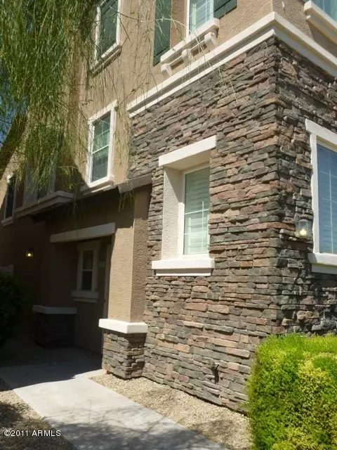 511 N Alder St, Gilbert, AZ 85233 photo 1
