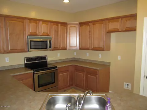1654 S Constellation Way, Gilbert, AZ 85295 photo 9
