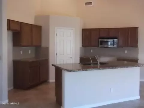 668 W Scott Ave, Gilbert, AZ 85233 photo 4