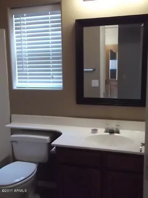 668 W Scott Ave, Gilbert, AZ 85233 photo 8