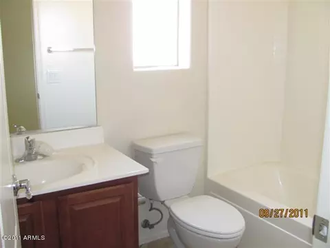 2839 S Cole Dr, Gilbert, AZ 85295 photo 9