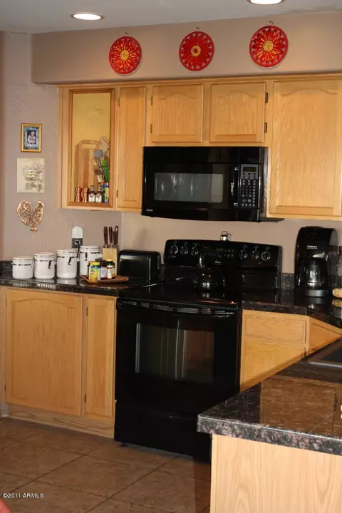 4306 E Graythorn Ave, Phoenix, AZ 85044 photo 7
