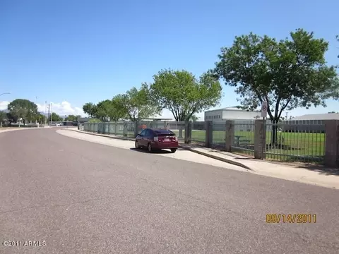 3448 E Lupine Ave, Phoenix, AZ 85028 photo 2