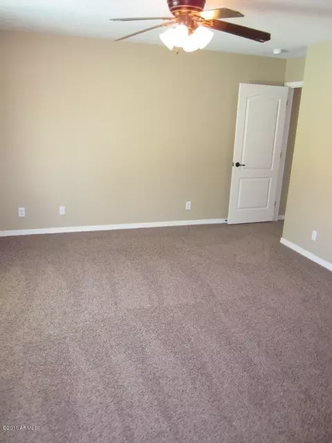 2046 E Stottler Ct, Gilbert, AZ 85296 photo 8