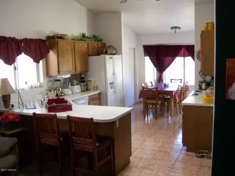 1210 S Almar Cir, Mesa, AZ 85204 photo 4