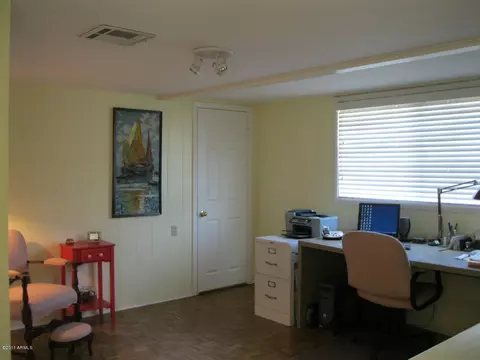 234 E Mclellan Blvd, Phoenix, AZ 85012 photo 12