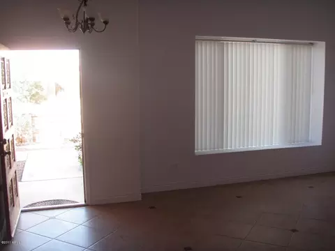 2557 E Nance St, Mesa, AZ 85213 photo 7