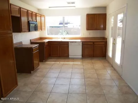 727 E Hope St, Mesa, AZ 85203 photo 11
