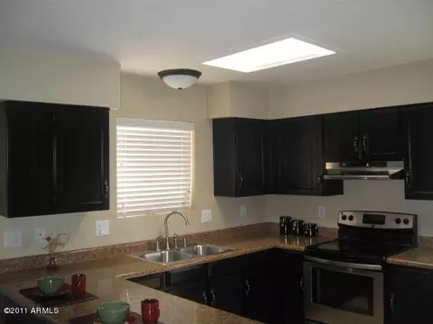 1327 E Indigo Cir, Mesa, AZ 85203 photo 9