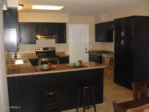 1327 E Indigo Cir, Mesa, AZ 85203 photo 7