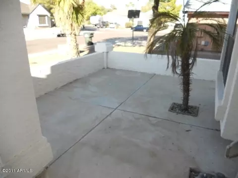 1319 E Taro Ln, Phoenix, AZ 85024 photo 5