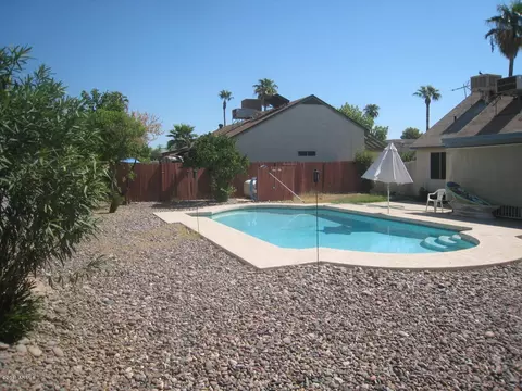 1220 E Kerry Ln, Phoenix, AZ 85024 photo 17