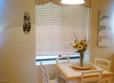 4831 Estevan Rd, Phoenix, AZ 85054 photo 4