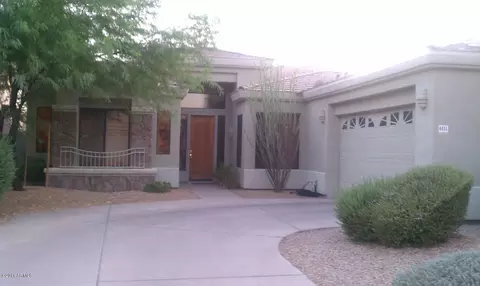 4831 Estevan Rd, Phoenix, AZ 85054 photo 2
