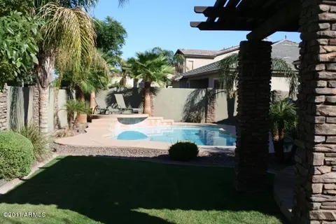 610 E Julian Dr, Gilbert, AZ 85295 photo 25