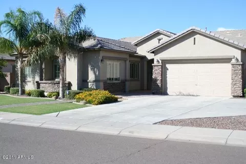 610 E Julian Dr, Gilbert, AZ 85295 photo 2