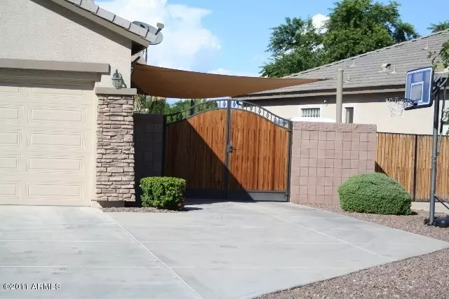  610 E Julian Dr, Gilbert, AZ 85295 photo 6
