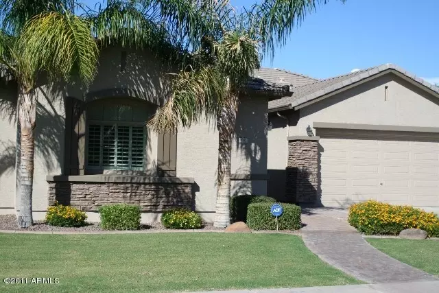  610 E Julian Dr, Gilbert, AZ 85295 photo 3