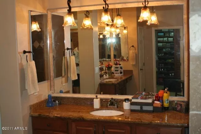  610 E Julian Dr, Gilbert, AZ 85295 photo 19
