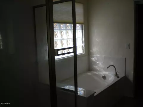 4021 E Hashknife Rd, Phoenix, AZ 85050 photo 9