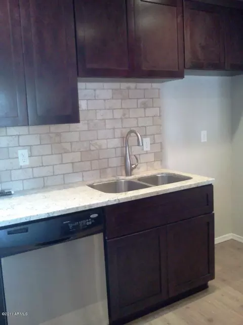 4644 N 11th Pl, Phoenix, AZ 85014 photo 8