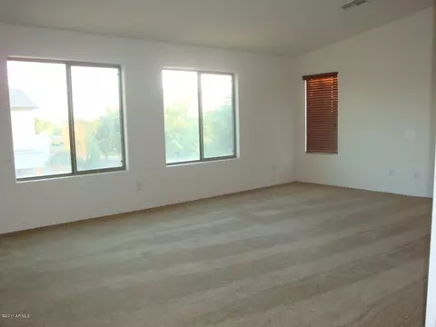 3229 E Aris Dr, Gilbert, AZ 85298 photo 6