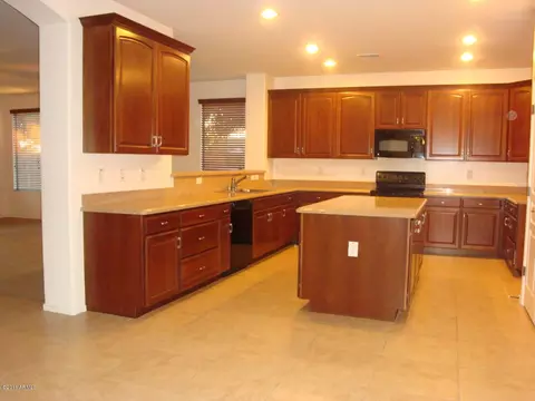 3229 E Aris Dr, Gilbert, AZ 85298 photo 5