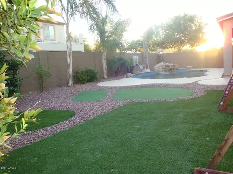 3229 E Aris Dr, Gilbert, AZ 85298 photo 10