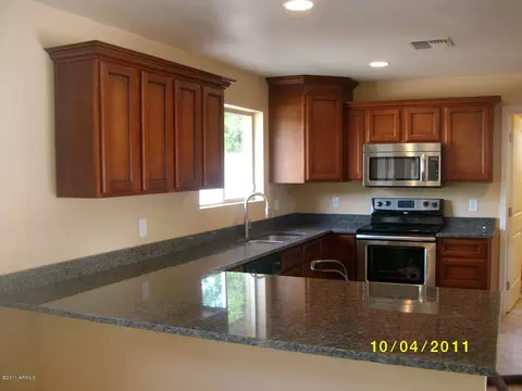 478 E 10th Pl, Mesa, AZ 85203 photo 1