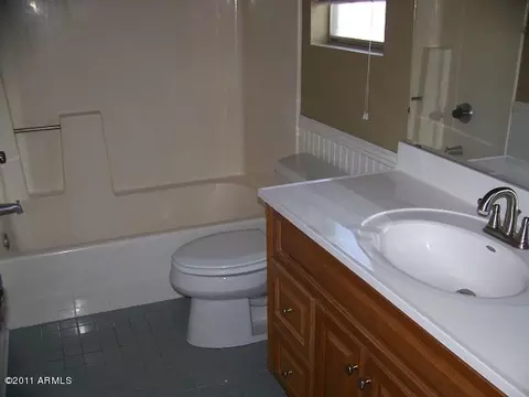 3105 E Michigan Ave, Phoenix, AZ 85032 photo 11