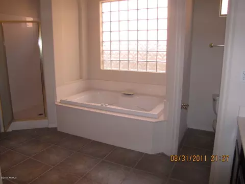 3956 E Parkside Ln, Phoenix, AZ 85050 photo 10